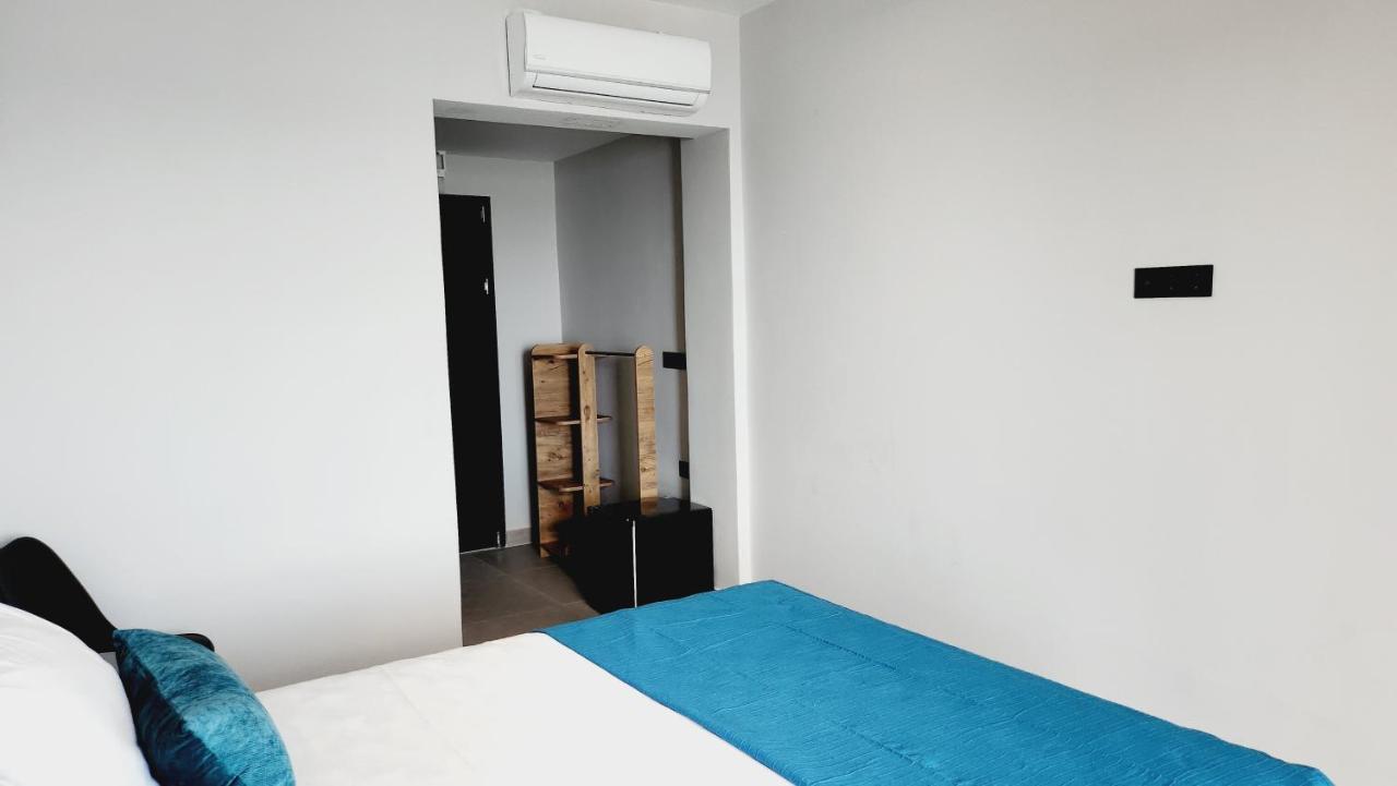 Hotel Andreas Ipsos Bagian luar foto