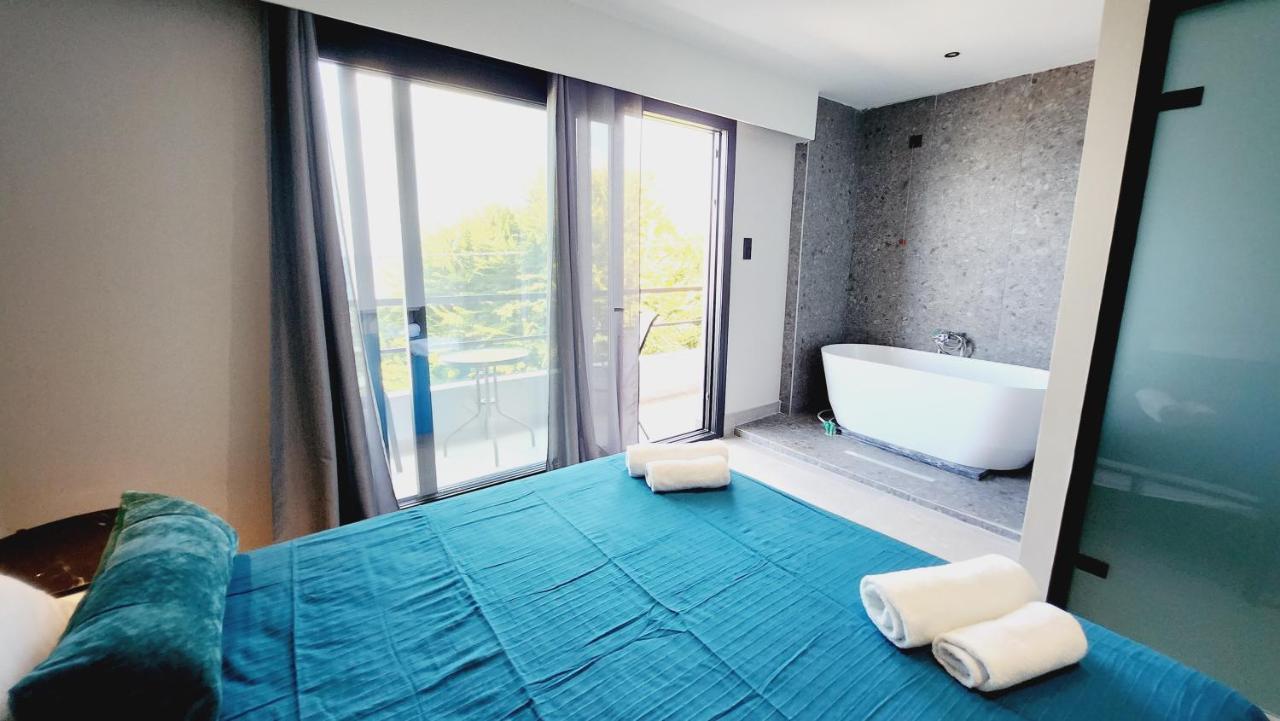 Hotel Andreas Ipsos Bagian luar foto