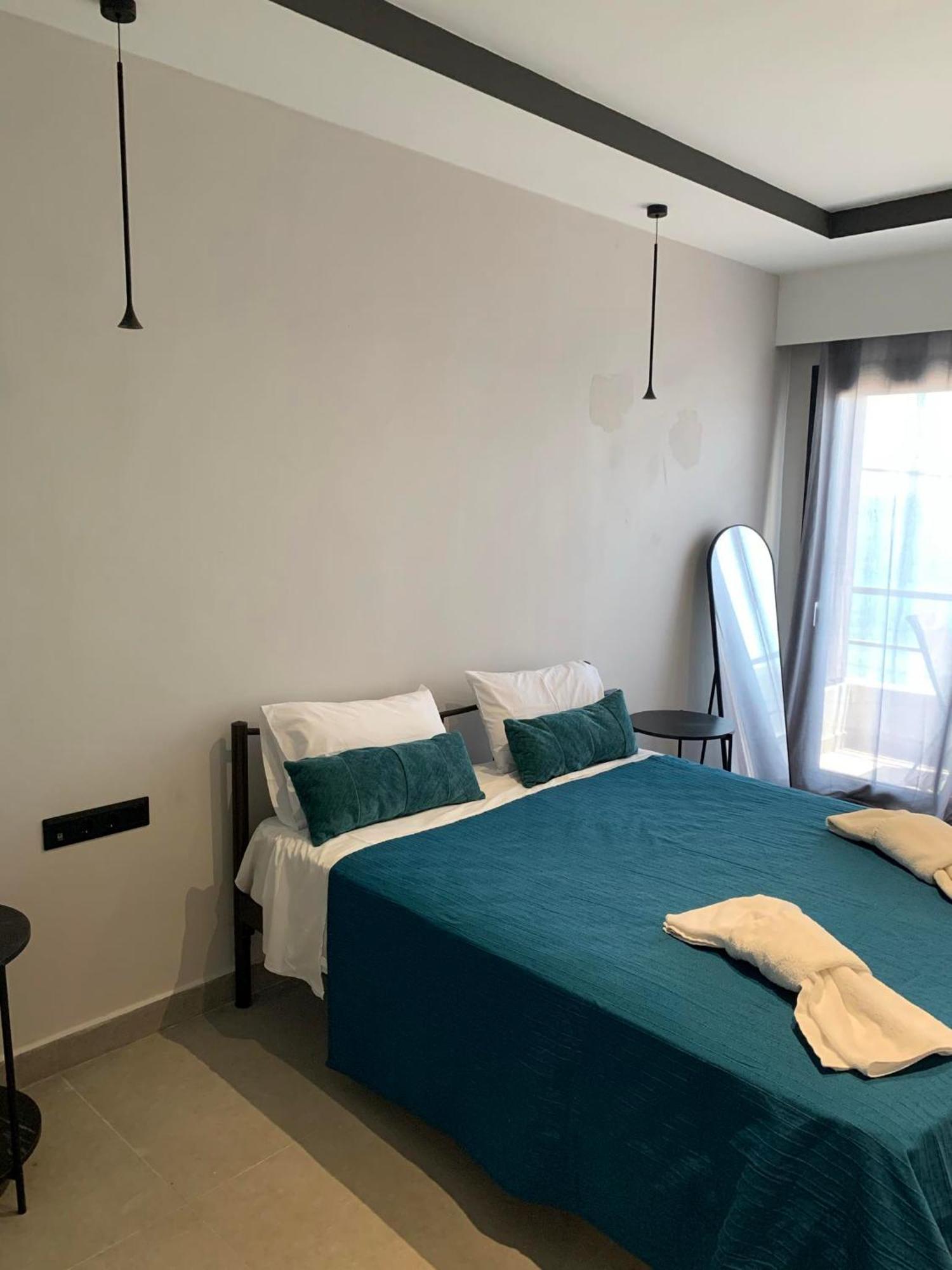 Hotel Andreas Ipsos Bagian luar foto